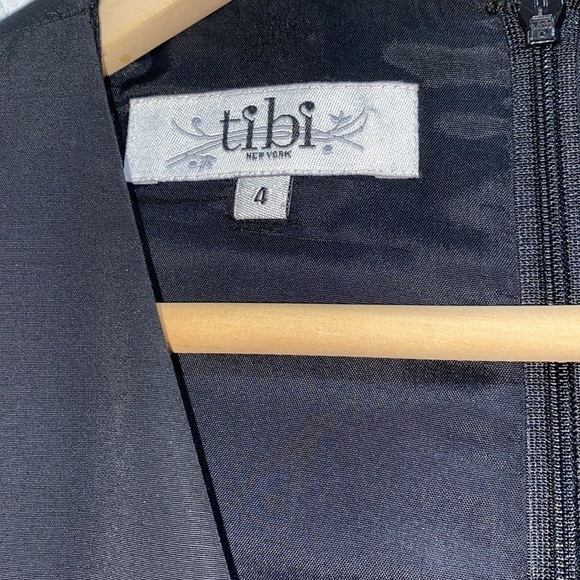 Tibi floral dress lined black metallic floral detail v neck pleated cocktail 4 - Picture 3 of 7